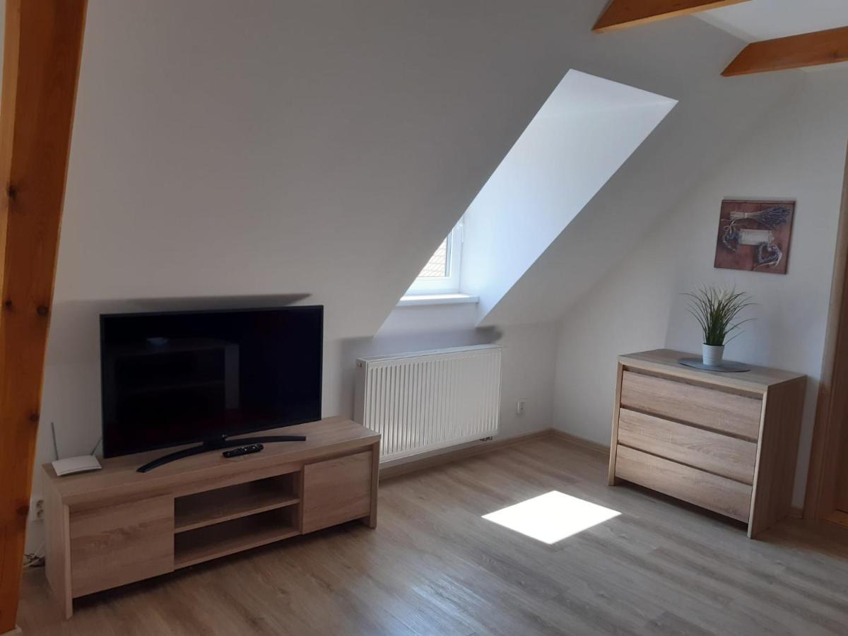 Martinuv Dvur Apartment *
